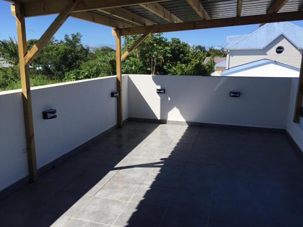 Ylang Residence Avec Piscine Chauffee & Jacuzzi Le Patelin Exterior photo